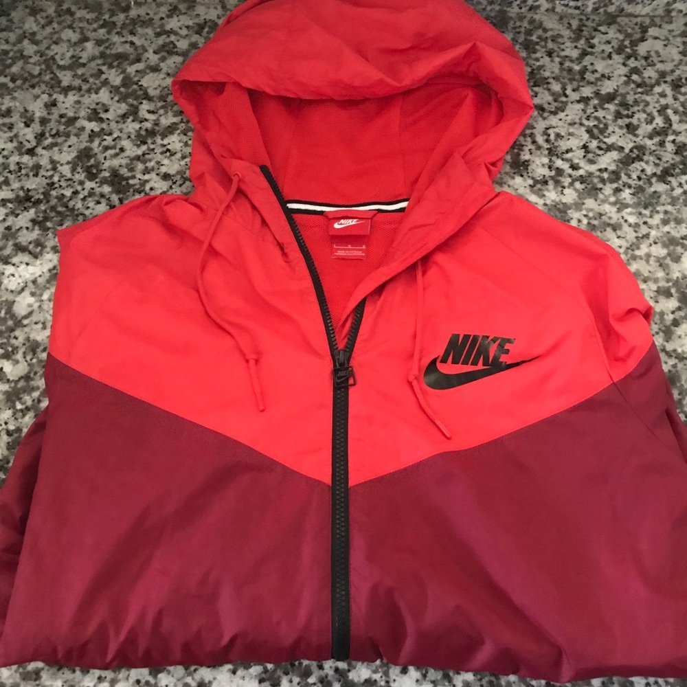 Nike windbreaker